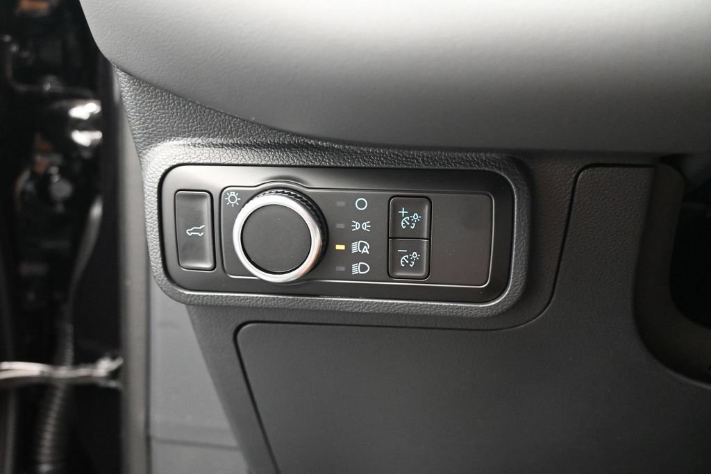 New 2026 Ford Explorer Active RWD image 13