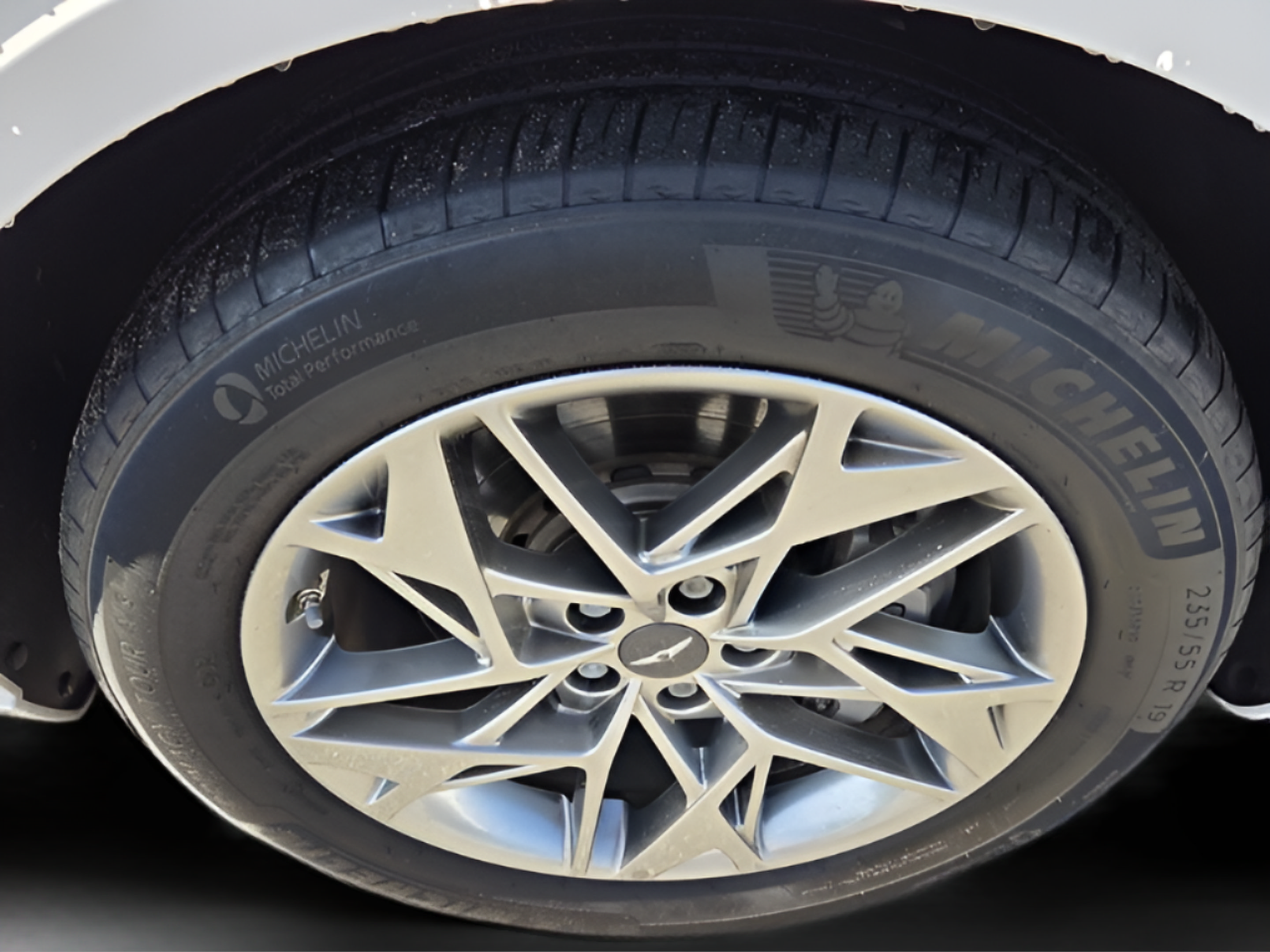 Used 2025 Genesis GV70 2.5T AWD/4WD image 29