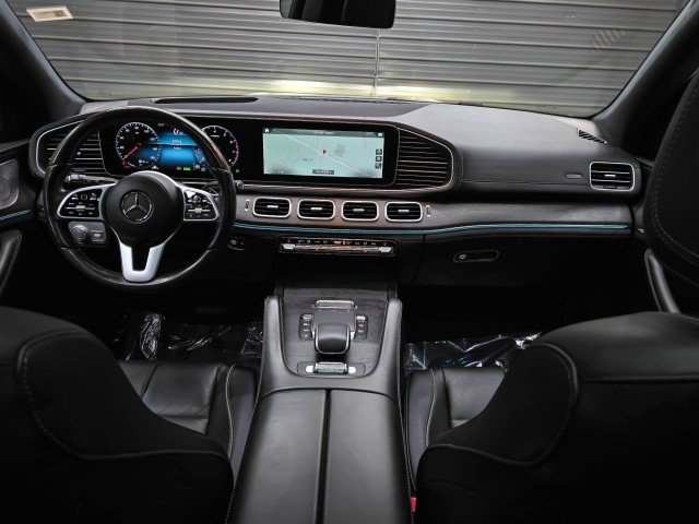 Used 2021 Mercedes-Benz GLS 450 4MATIC image 12