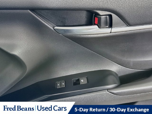 Used 2020 Toyota Camry LE FWD image 38