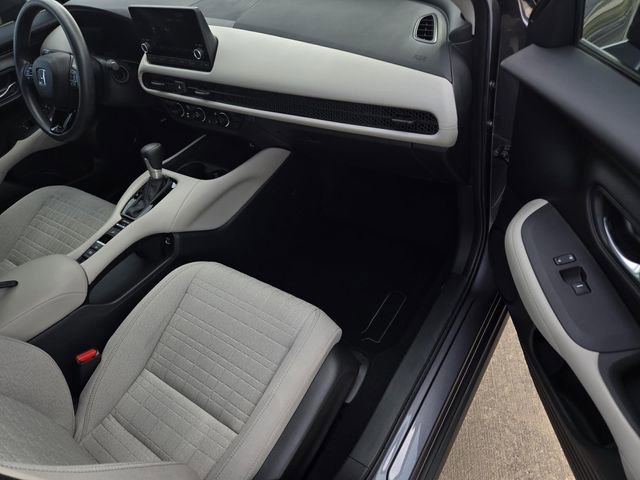Used 2023 Honda HR-V LX image 7