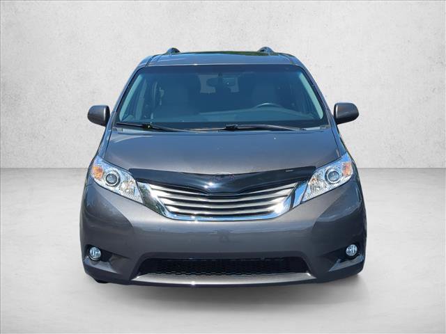 Used 2015 Toyota Sienna XLE Premium FWD image 2