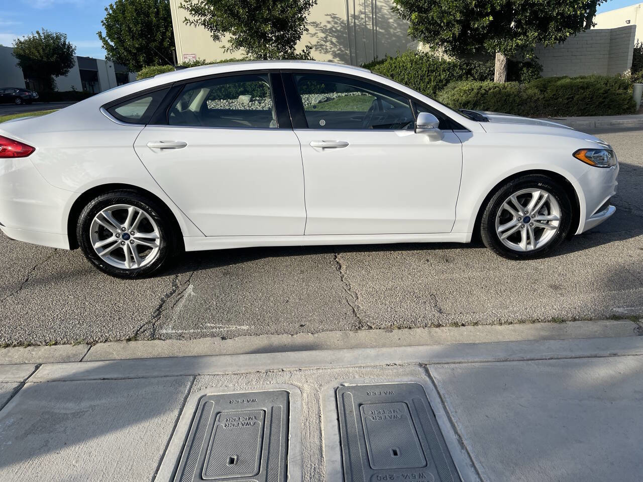 Used 2018 Ford Fusion SE image 7
