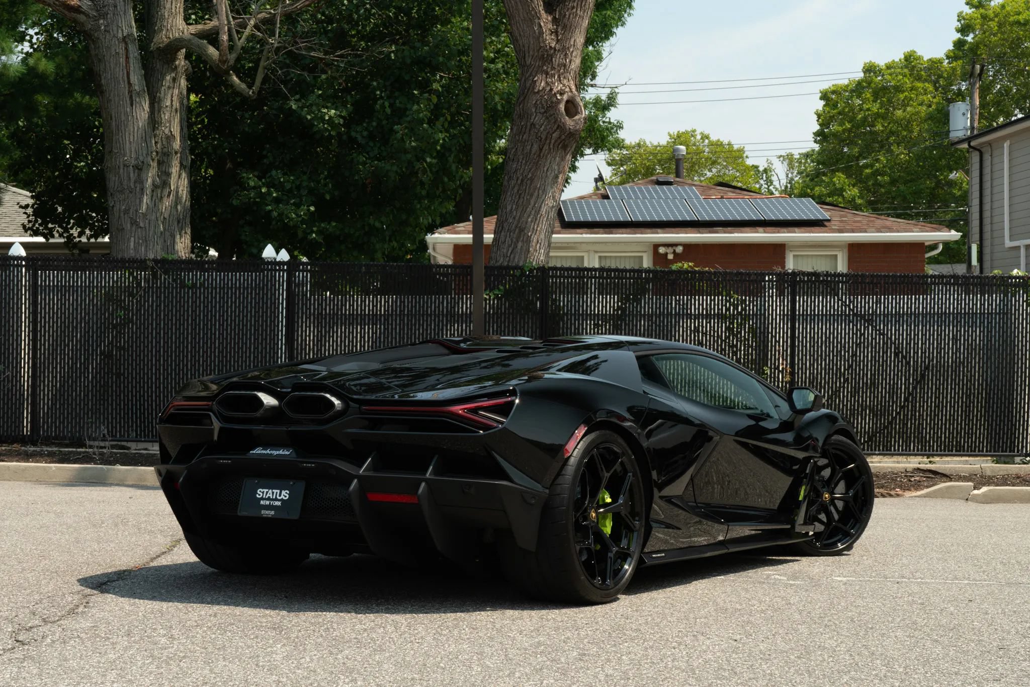 Used 2024 Lamborghini Revuelto AWD/4WD image 10