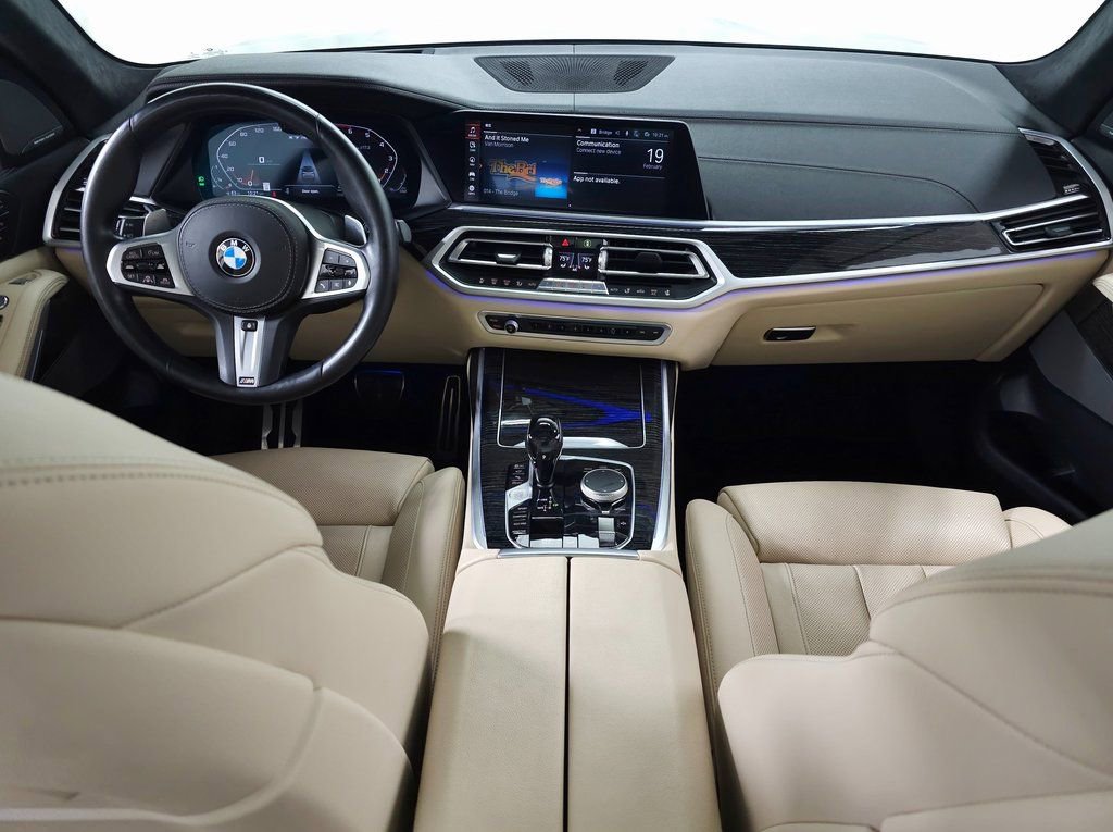 Used 2021 BMW X7 M50i image 14