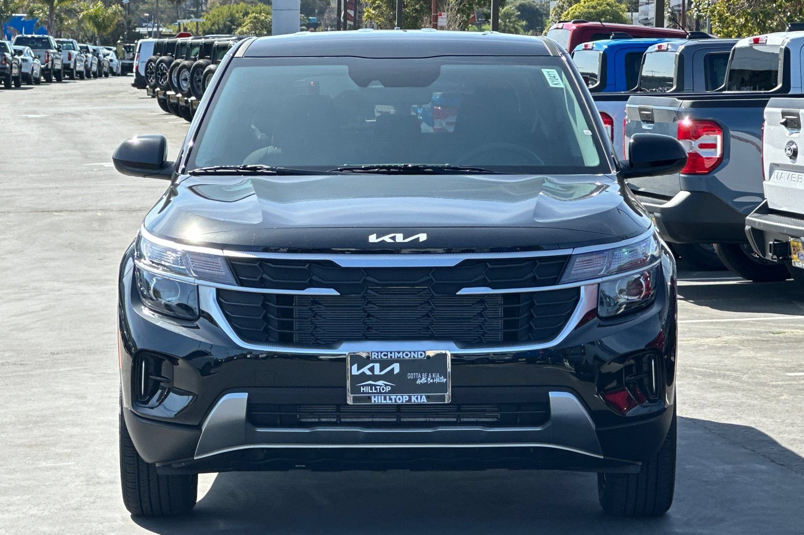 New 2026 Kia Seltos LX FWD image 9