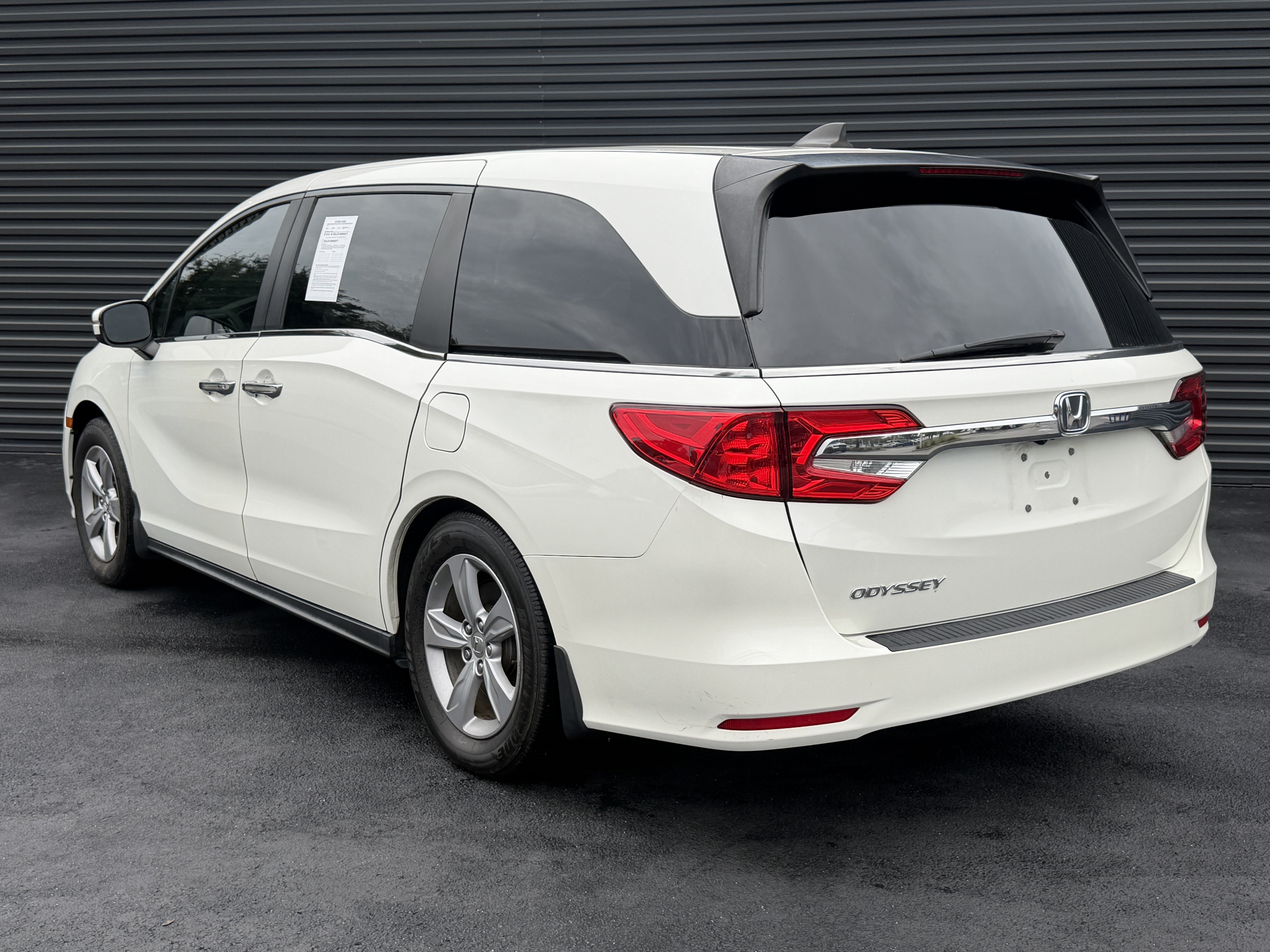 Used 2018 Honda Odyssey EX-L image 3