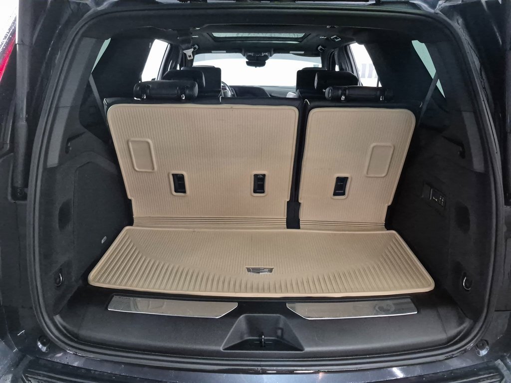 Used 2021 Cadillac Escalade Sport image 10