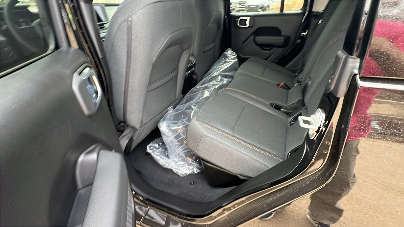 New 2026 Jeep Gladiator Sport AWD/4WD image 19