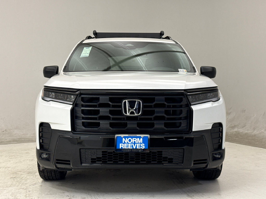 New 2026 Honda Pilot Sport image 3