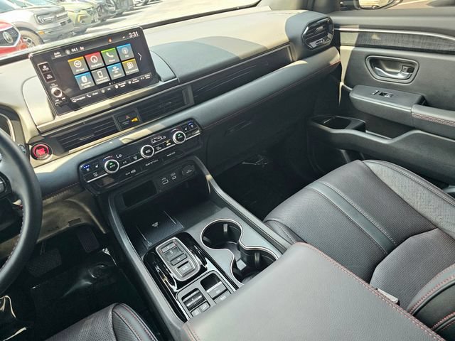 Used 2025 Honda Pilot Black Edition image 35