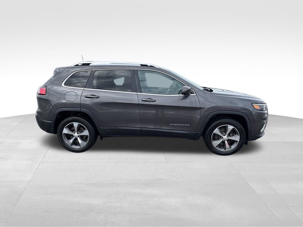 Used 2019 Jeep Cherokee Limited image 6