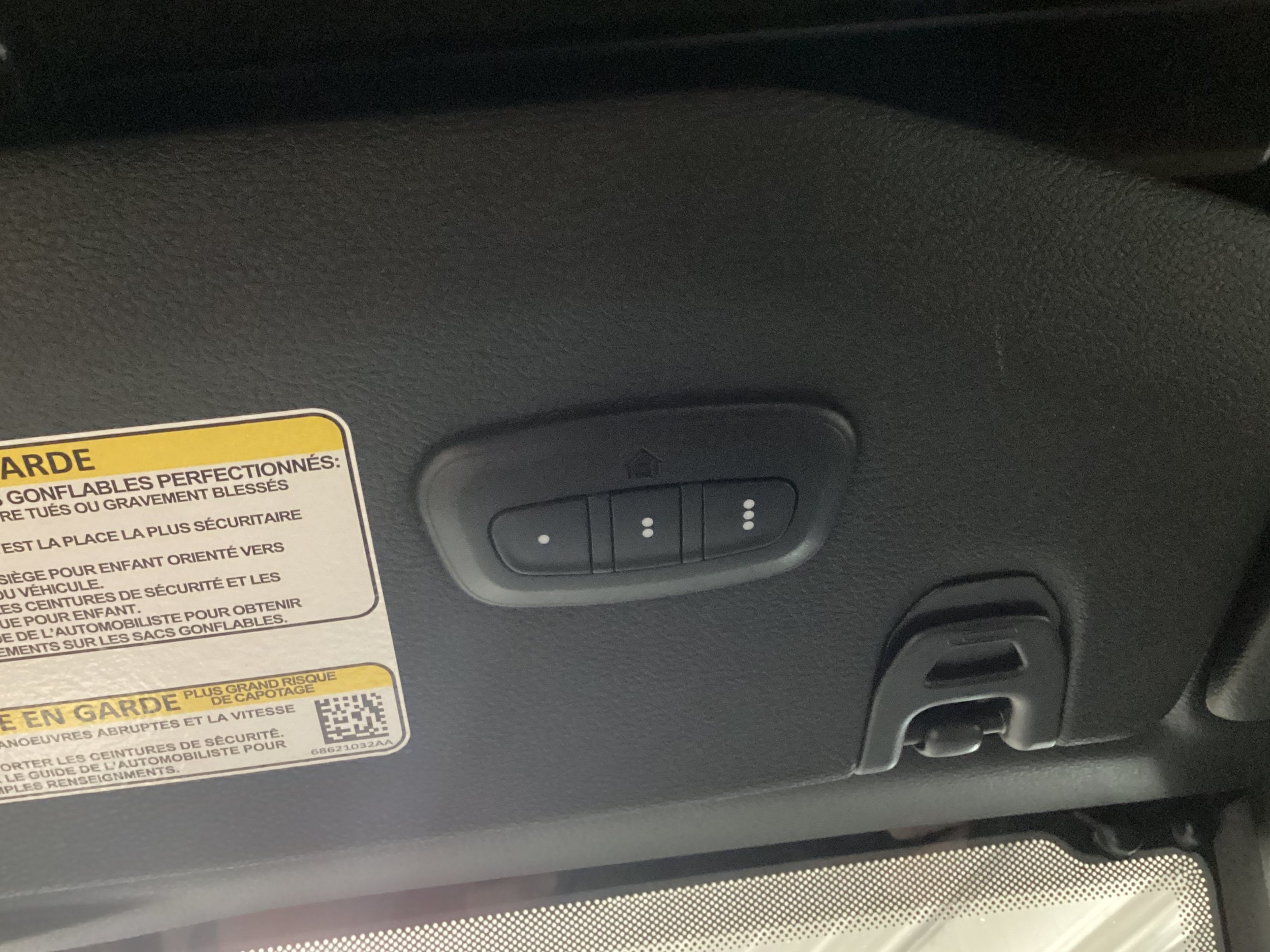 Used 2025 Jeep Wrangler Unlimited Sport S 4xe AWD/4WD image 18