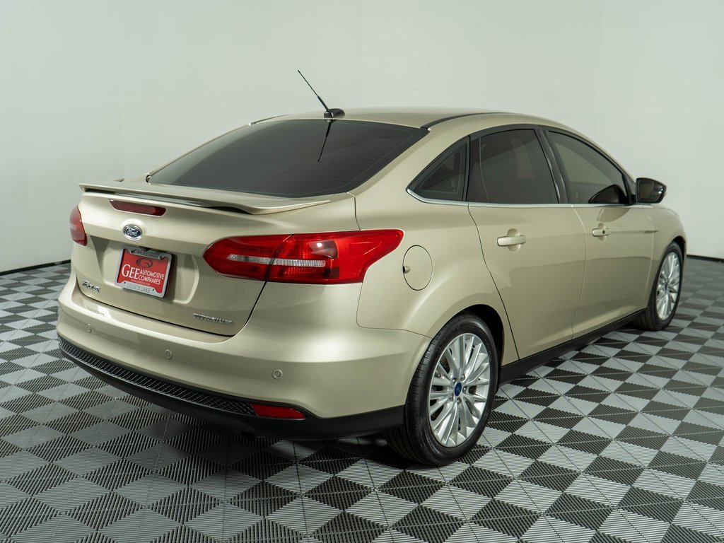 Used 2018 Ford Focus Titanium image 6