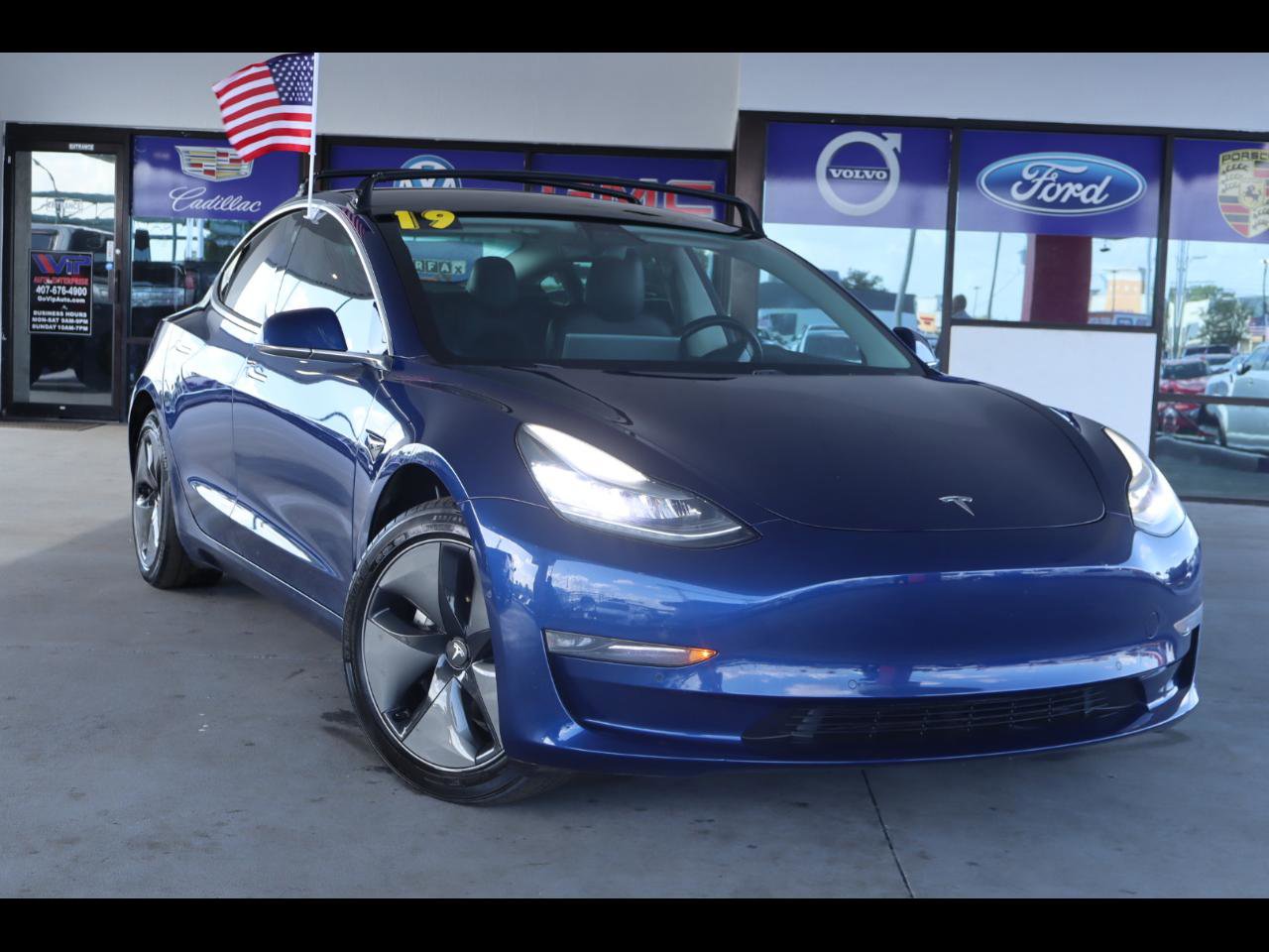 Used 2019 Tesla Model 3 Mid Range image 1