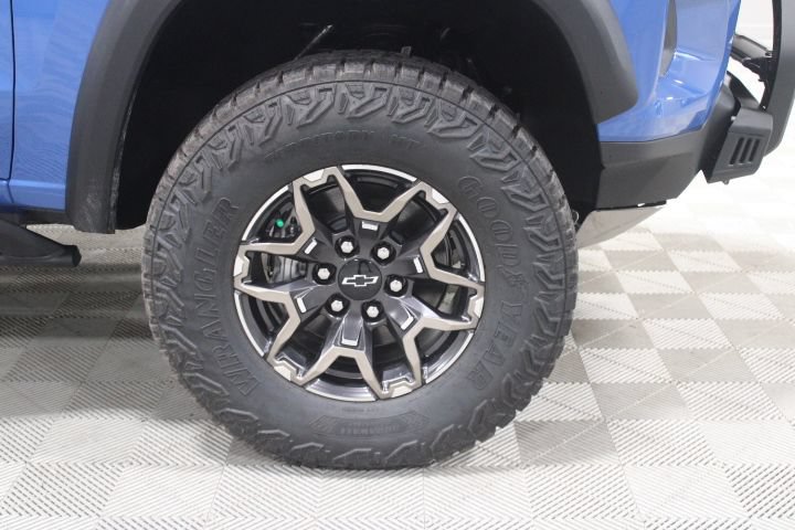 New 2026 Chevrolet Colorado ZR2 w/ Off-Road Front Bumper Package AWD/4WD image 44