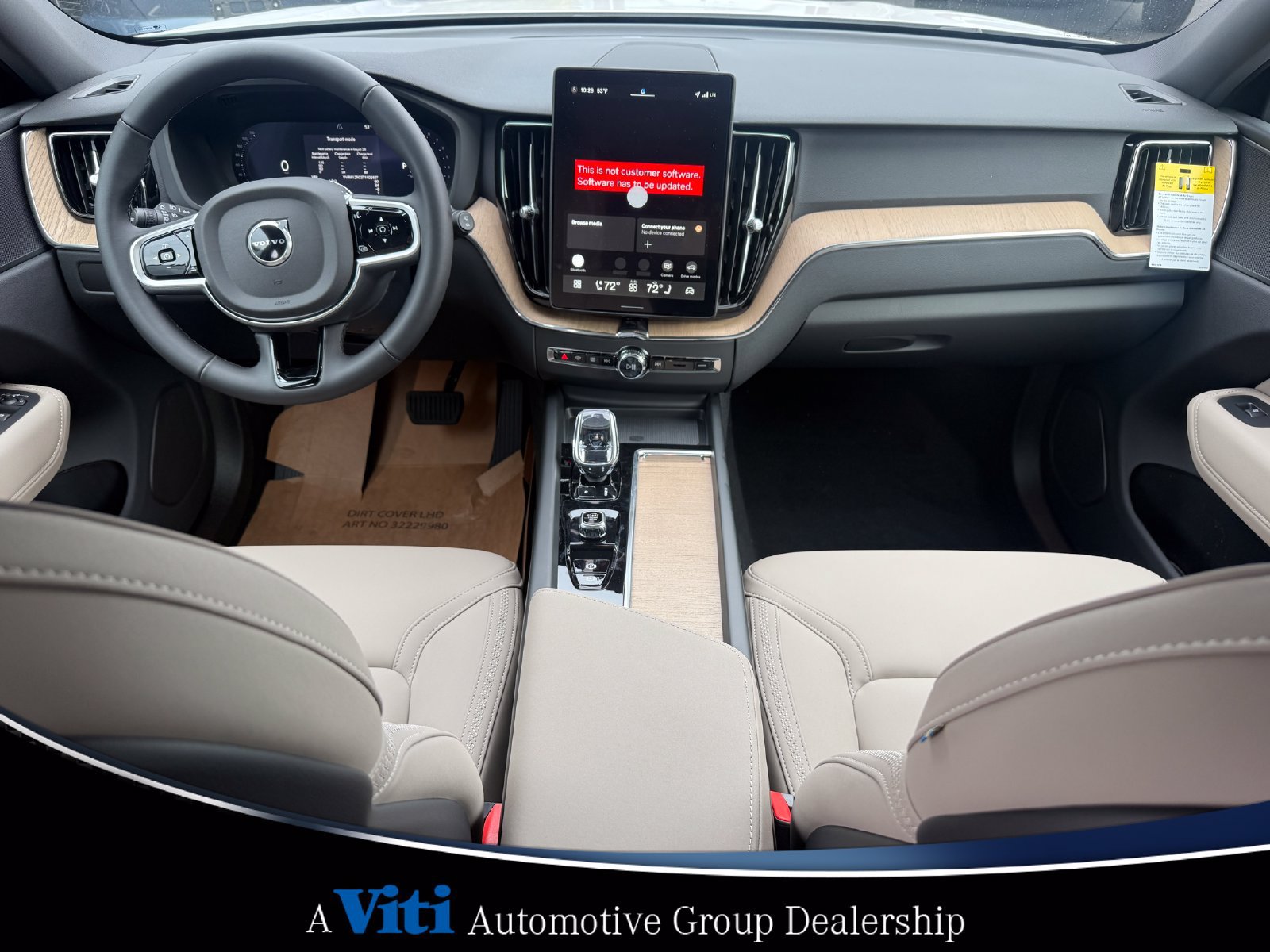 Used 2026 Volvo XC60 B5 Plus w/ Protection Package Premier AWD/4WD image 2