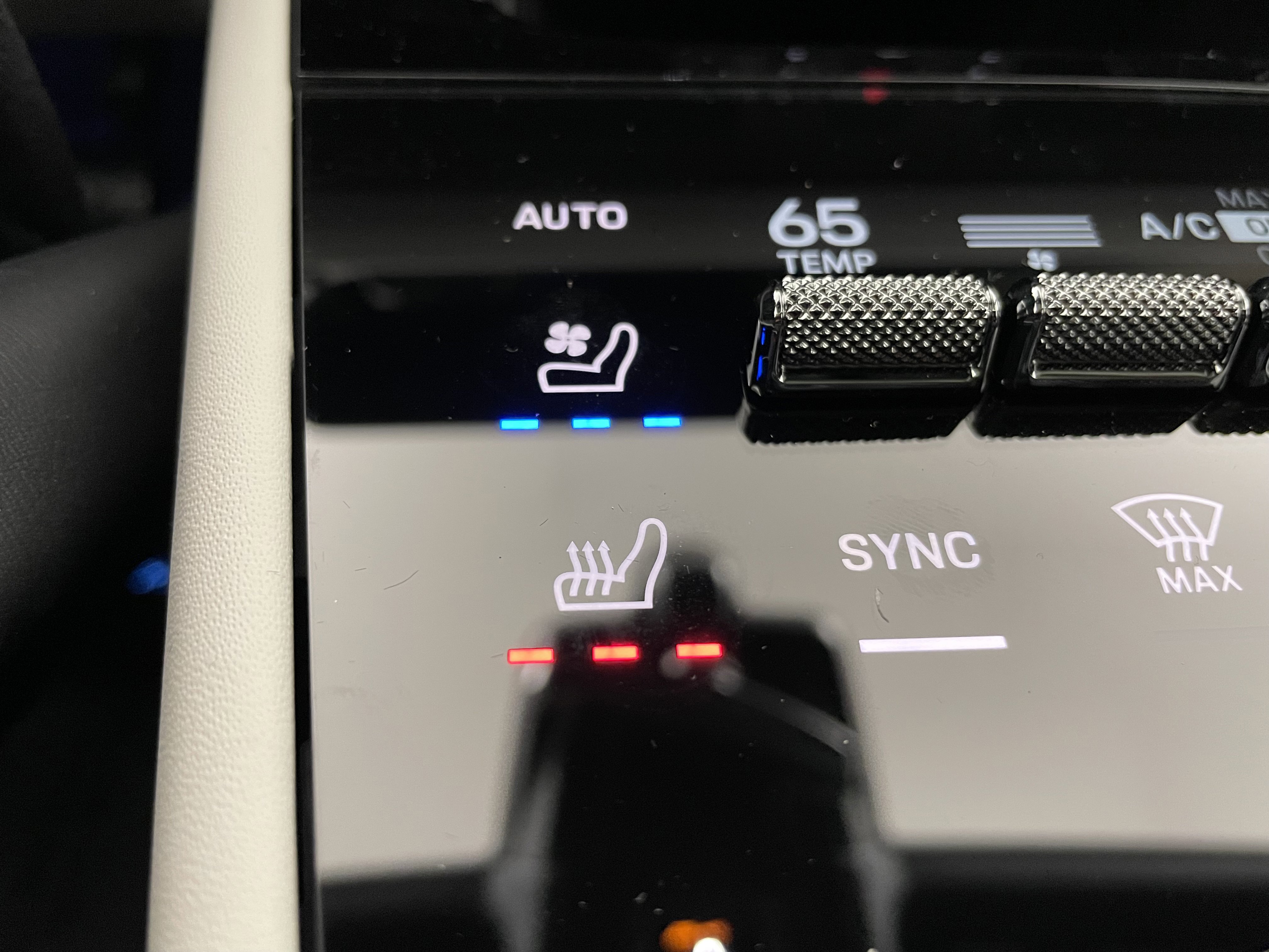 New 2026 Porsche Cayenne image 23