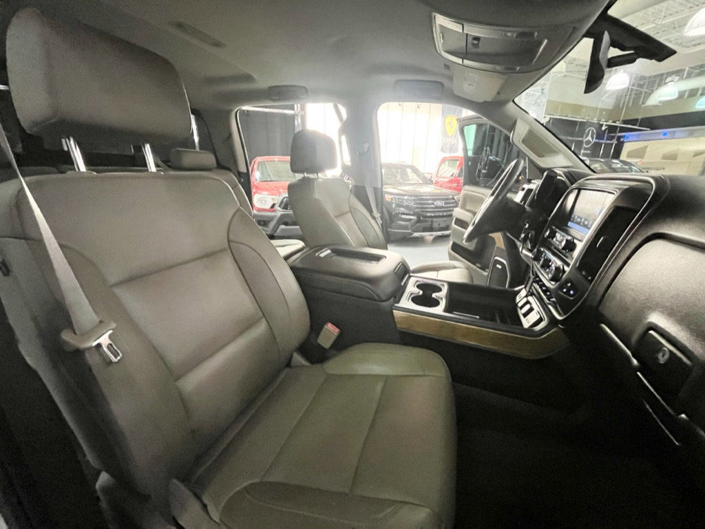 Used 2016 Chevrolet Silverado 2500 LTZ w/ Duramax Plus Package image 16