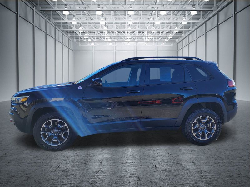 Used 2022 Jeep Cherokee Trailhawk w/ Comfort/Convenience Group AWD/4WD image 9