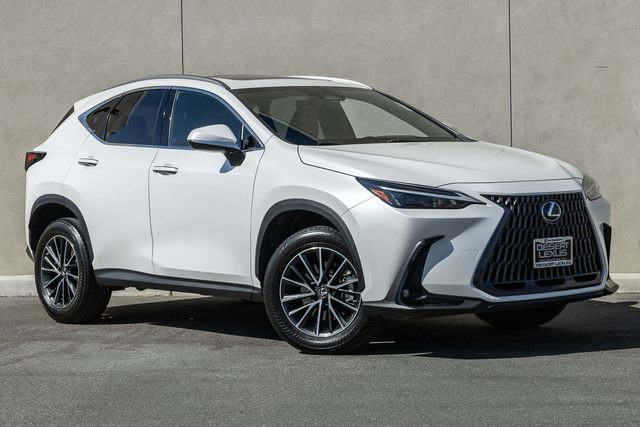 Used 2023 Lexus NX 350h AWD w/ Towing Package (2000 Lbs) image 17