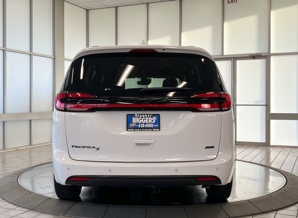 Used 2021 Chrysler Pacifica Touring w/ Cold Weather Group image 7