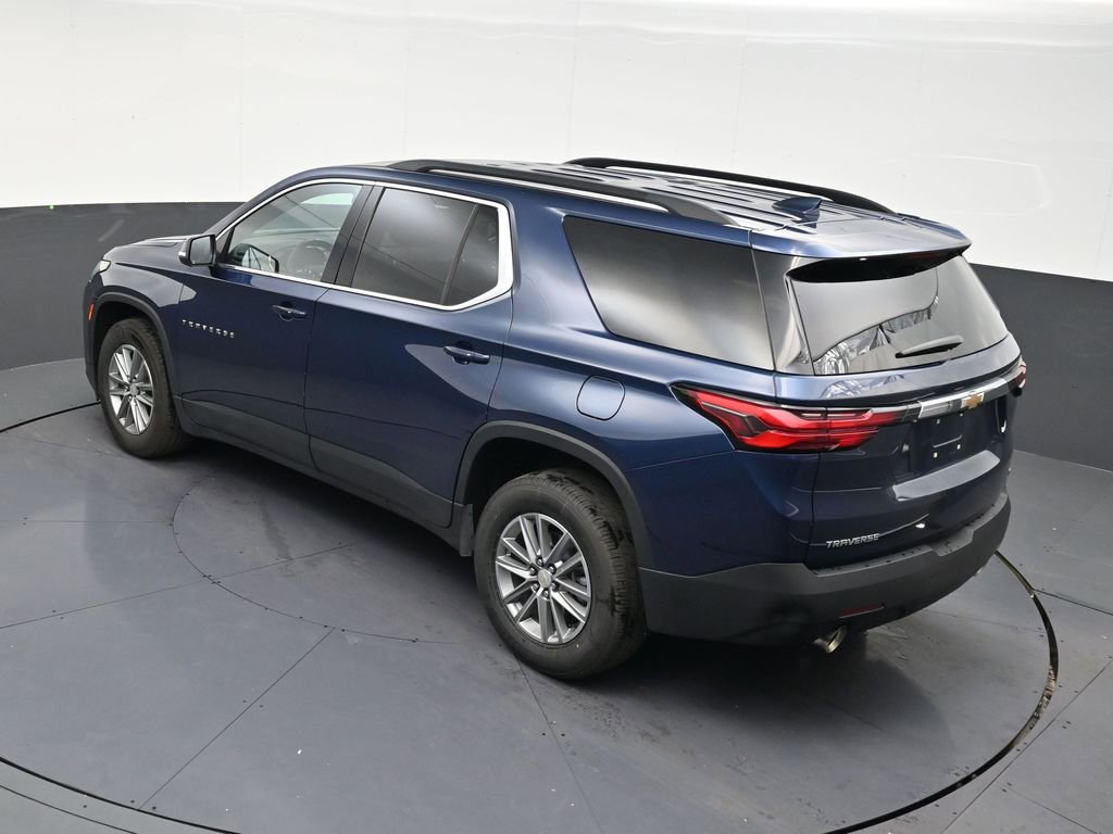 Used 2023 Chevrolet Traverse LT FWD image 14