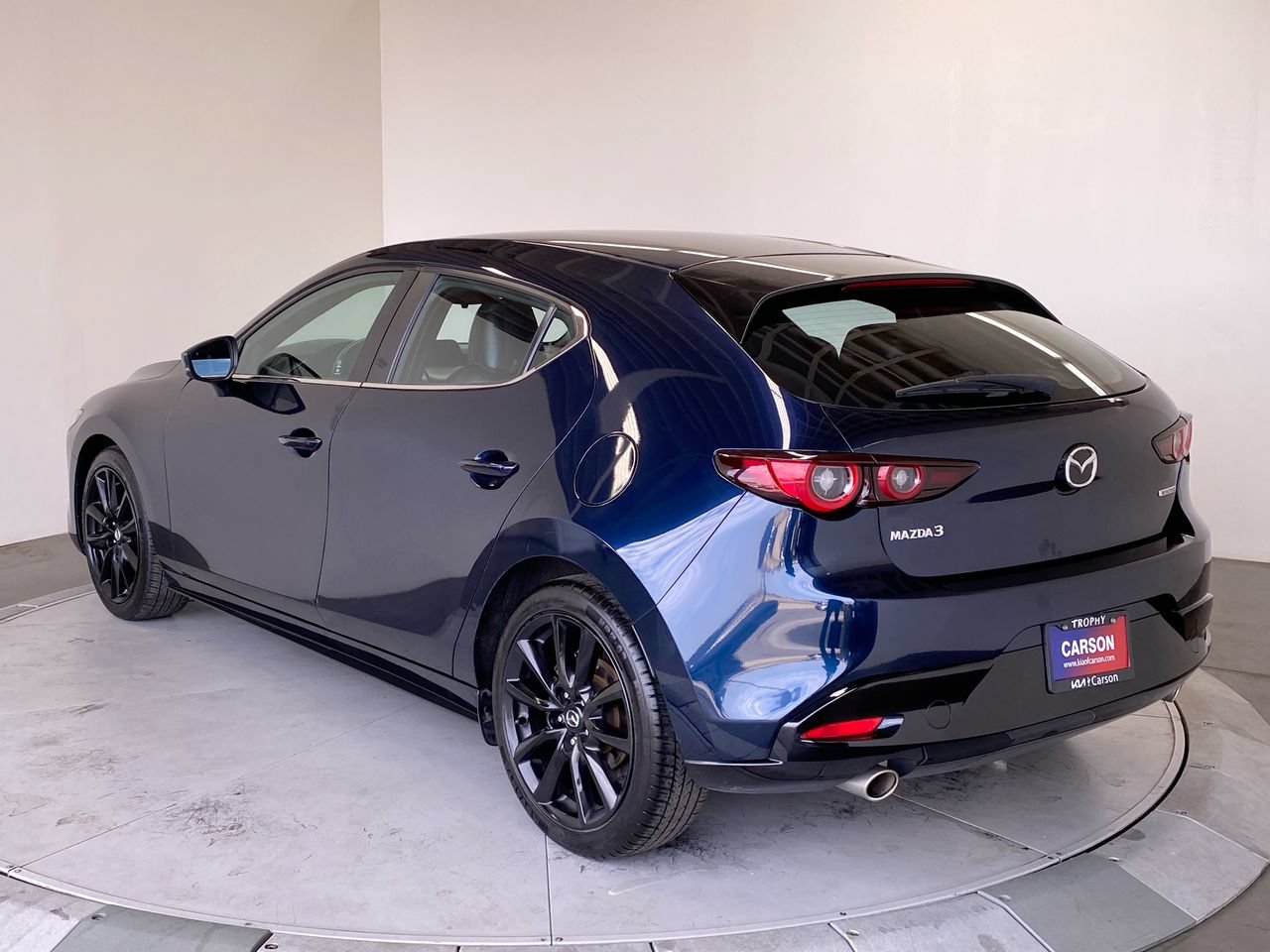 Used 2024 MAZDA MAZDA3 s FWD image 3