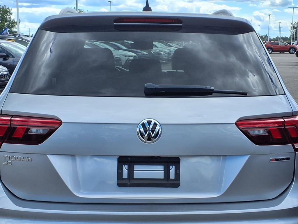 Used 2020 Volkswagen Tiguan SE image 25