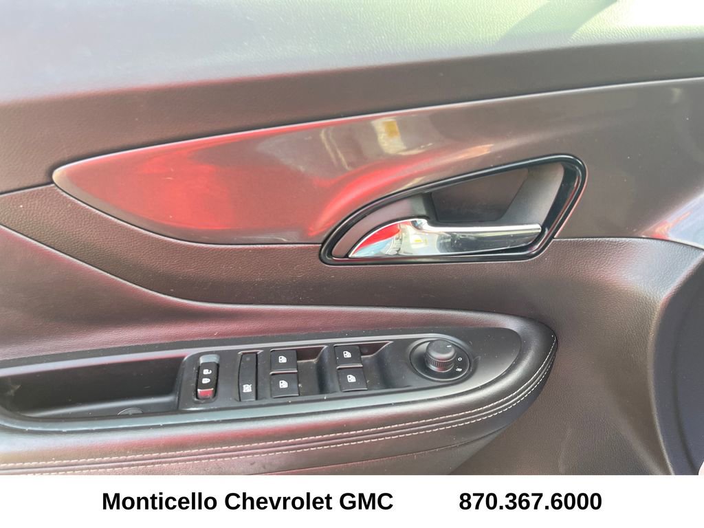 Used 2018 Buick Encore Preferred image 10