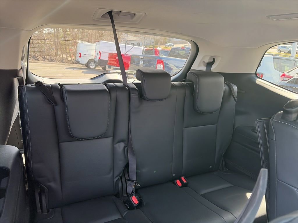 Used 2023 Subaru Ascent Limited w/ Technology Package image 17