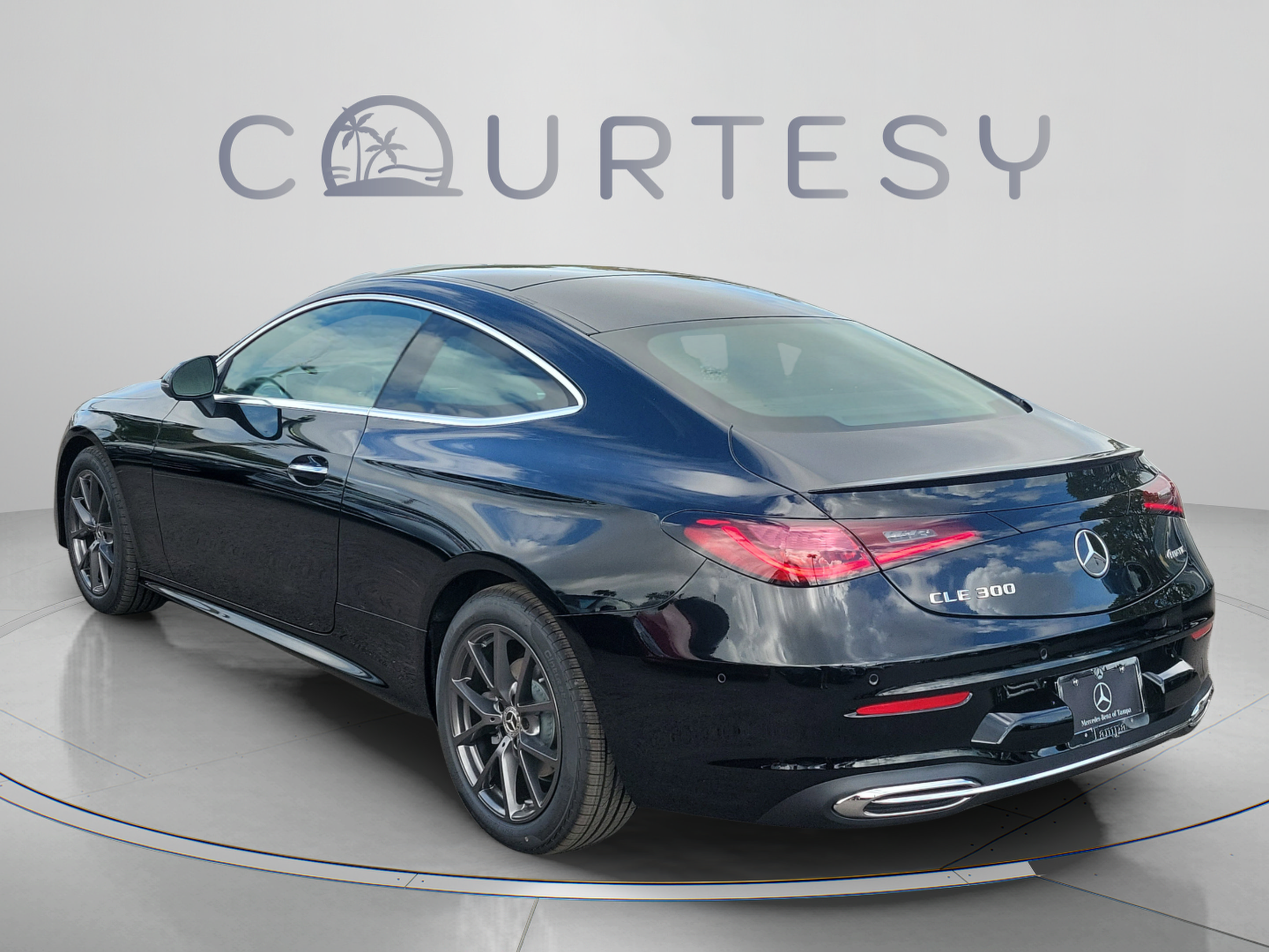 New 2026 Mercedes-Benz CLE 300 4MATIC Coupe image 4