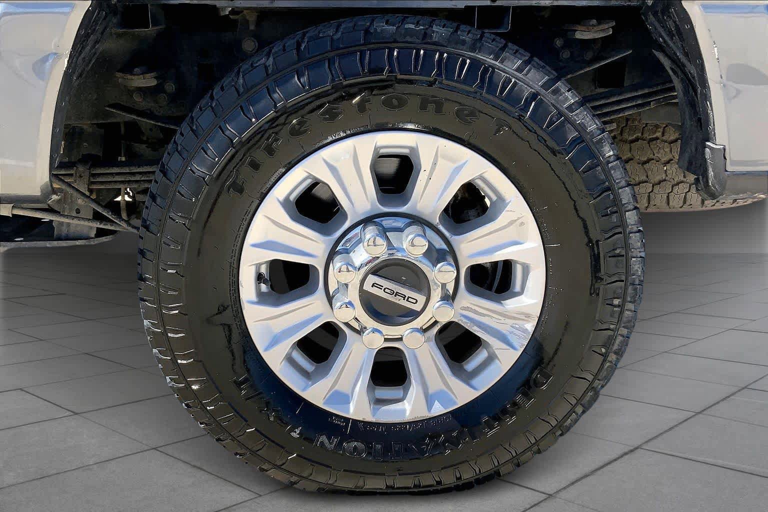 Used 2022 Ford F250 XLT w/ XLT Value Package AWD/4WD image 11