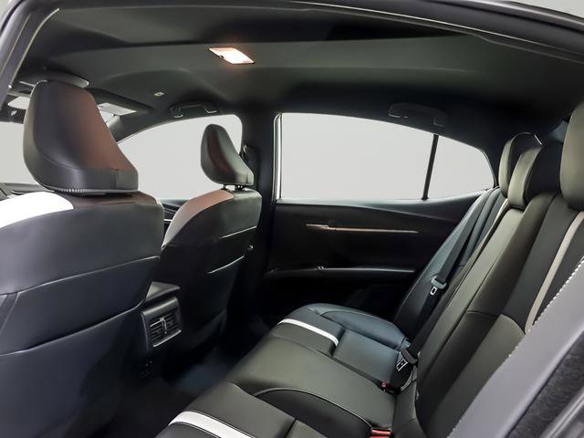 Certified 2025 Toyota Camry SE image 11