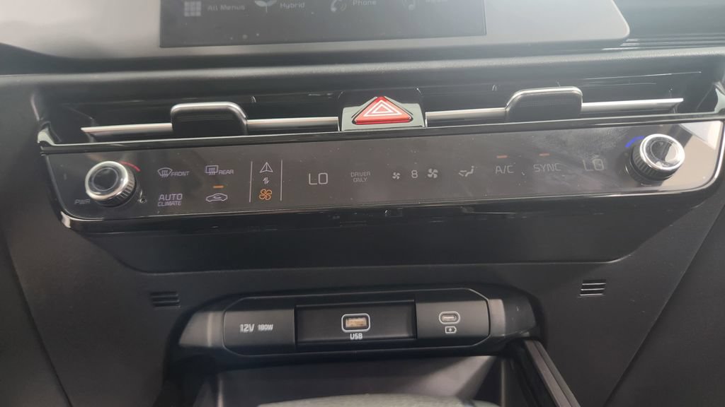 New 2026 Kia Niro LX FWD image 27