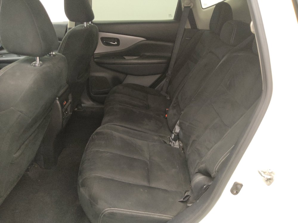 Used 2019 Nissan Murano SV w/ Premium Package FWD image 18