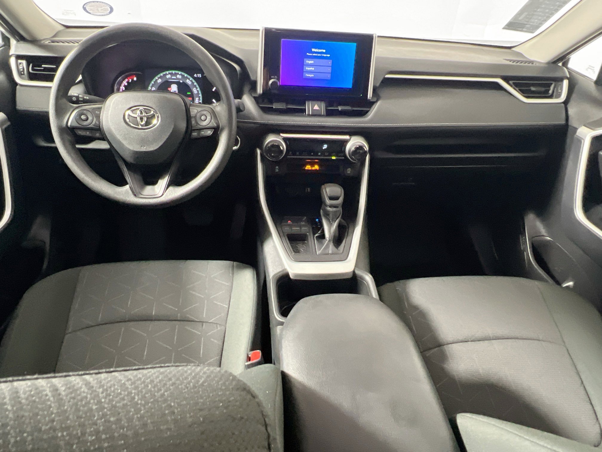 Used 2024 Toyota RAV4 XLE image 30