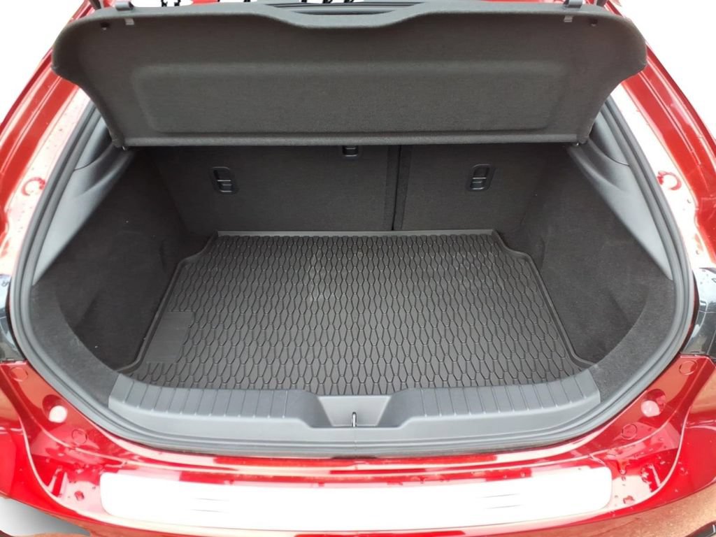 New 2026 MAZDA MAZDA3 s FWD image 17