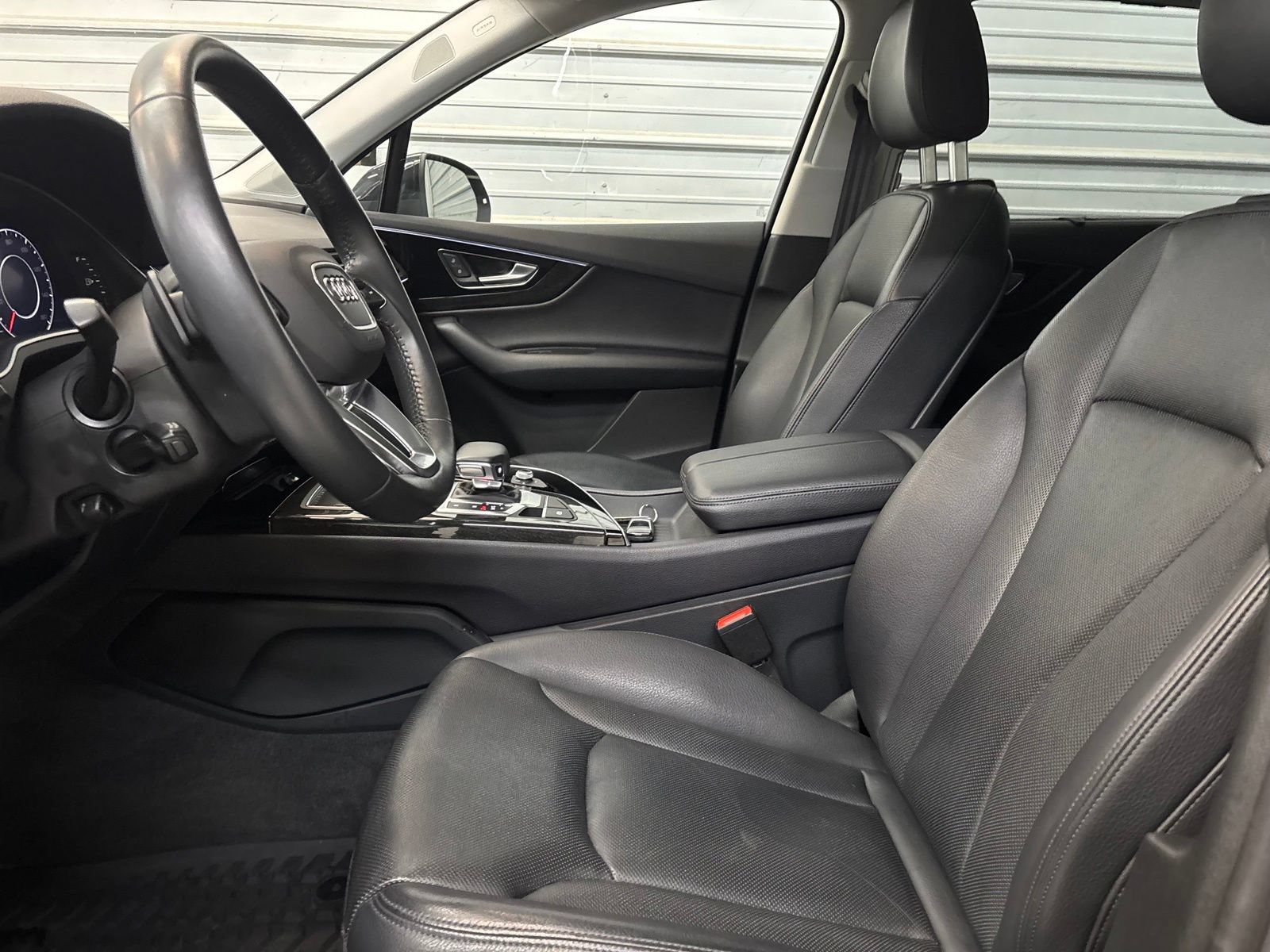 Used 2019 Audi Q7 3.0T Premium Plus w/ Premium Plus Package AWD/4WD image 8