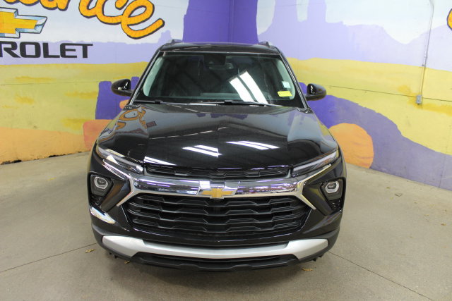 New 2026 Chevrolet TrailBlazer LT w/ Convenience Package AWD/4WD image 3