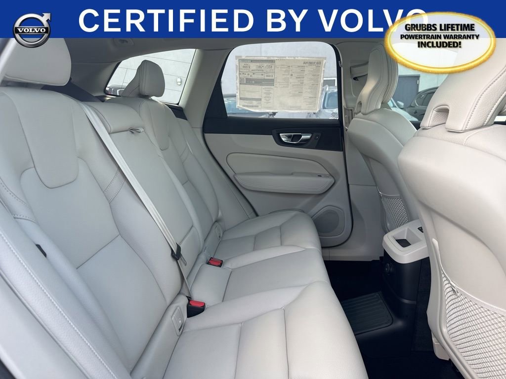 Used 2025 Volvo XC60 T8 Plus w/ Protection Package Premier image 16