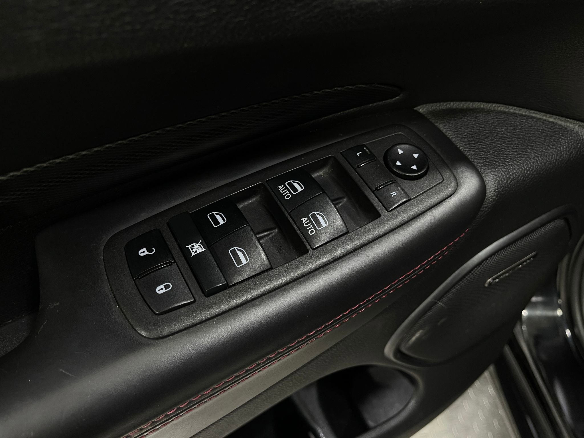 Used 2021 Dodge Durango R/T w/ Blacktop Package image 16