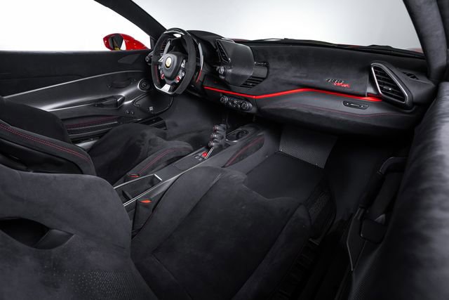 Used 2019 Ferrari 488 Pista Coupe RWD image 57