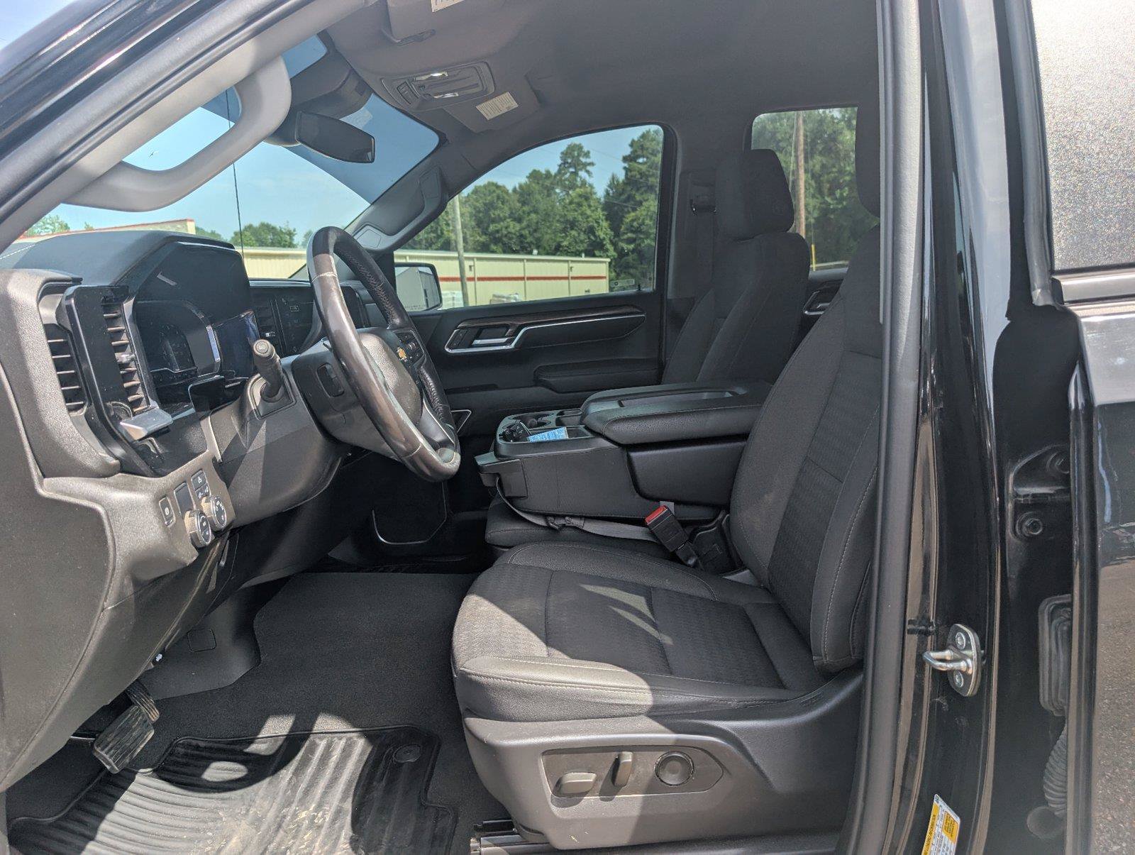 Used 2022 Chevrolet Silverado 1500 LT RWD image 15