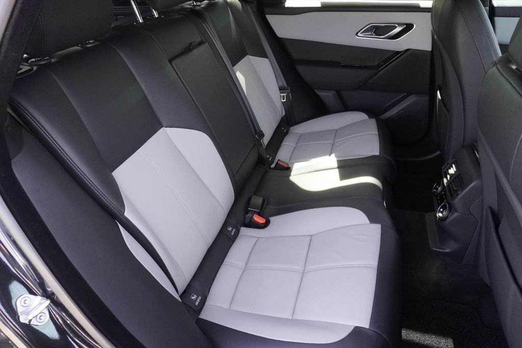 Used 2026 Land Rover Range Rover Velar Dynamic SE AWD/4WD image 27
