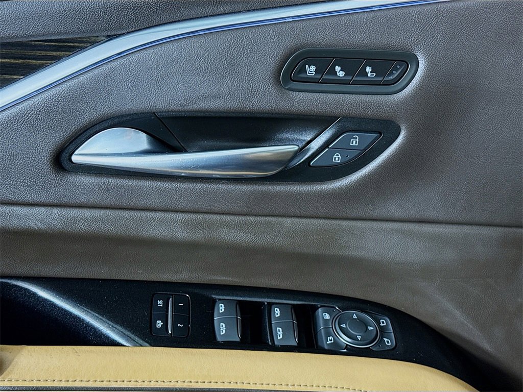 Used 2021 Cadillac Escalade ESV Sport w/ Driver Assist Tech Package image 27