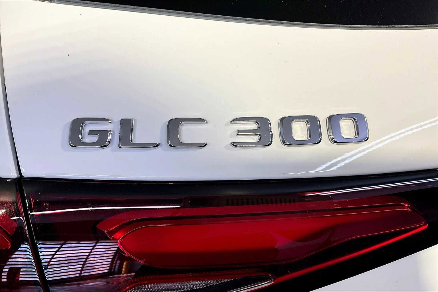 New 2026 Mercedes-Benz GLC 300 4MATIC image 6