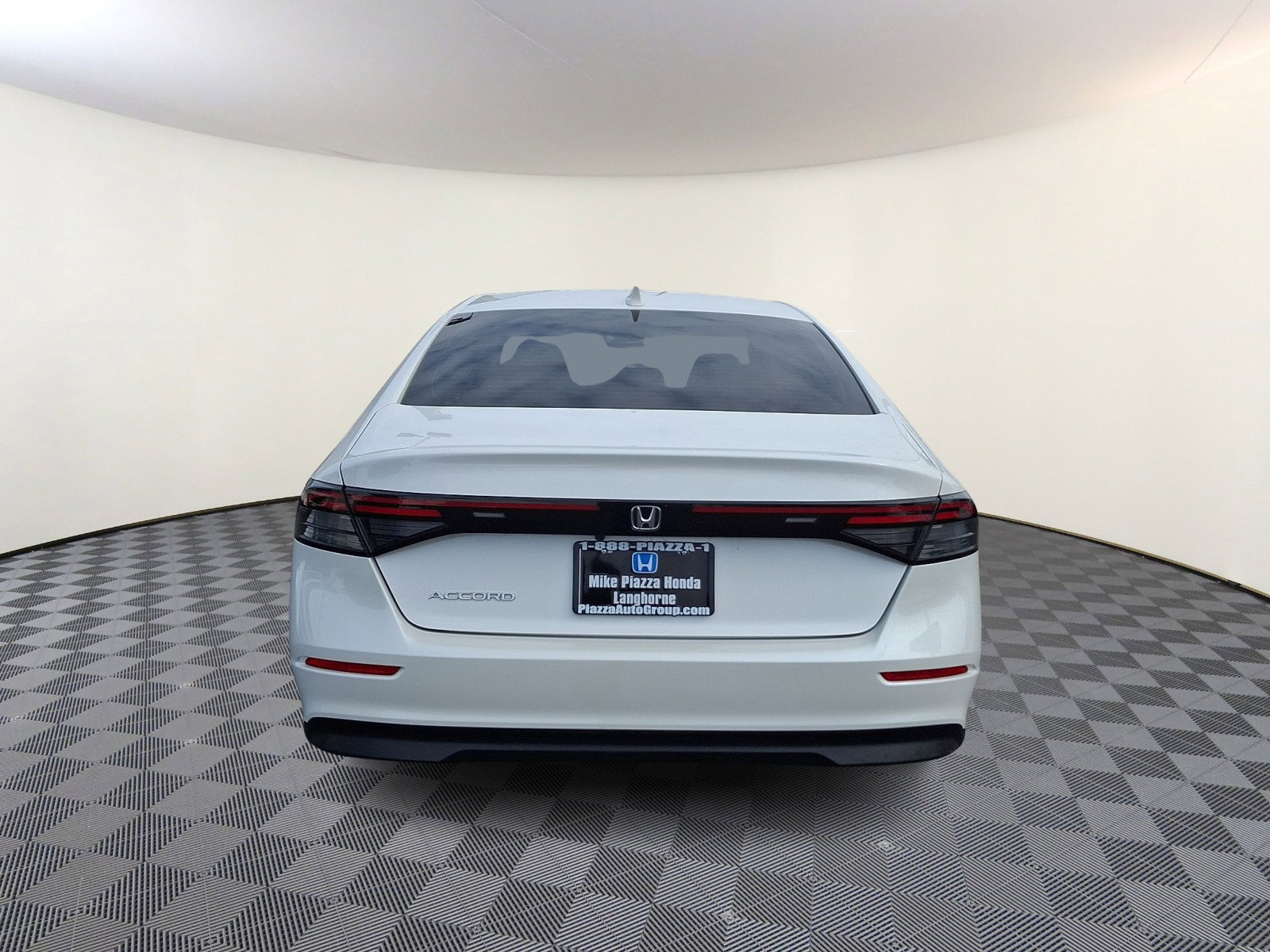 Used 2024 Honda Accord EX image 6
