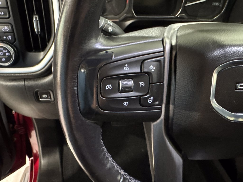 Used 2020 GMC Sierra 1500 Denali w/ Technology Package AWD/4WD image 4