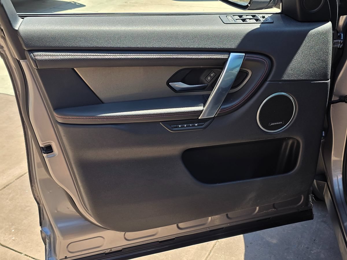 Used 2020 Land Rover Discovery Sport S R-Dynamic AWD/4WD image 27